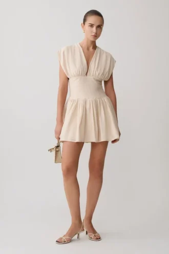 Vestido mini de lino con cintura ajustada Arabella – Natural