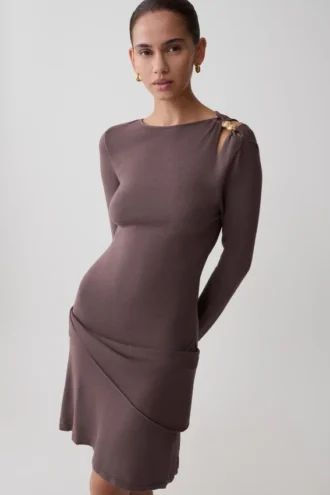 Vestido mini de manga larga de punto Cresida con detalles metálicos – Peppercorn