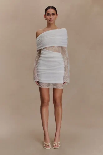 Vestido mini de punto y encaje Luxie – Marfil