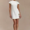 Vestido mini de traje Remi con detalles florales – Blanco Vestido mini de traje Remi con detalles florales – Blanco