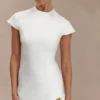 Vestido mini de traje Remi con detalles florales – Blanco Vestido mini de traje Remi con detalles florales – Blanco