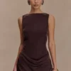 Vestido mini drapeado Bexley – Chocolate oscuro Vestido mini drapeado Bexley – Chocolate oscuro