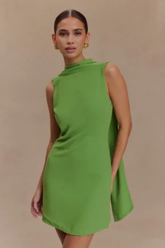 Vestido mini drapeado con pañuelo Wynter – Verde