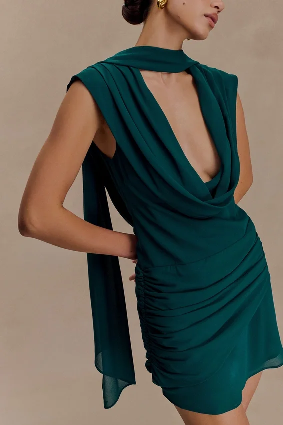 Vestido mini drapeado de gasa Giulia – Esmeralda oscuro Vestido mini drapeado de gasa Giulia – Esmeralda oscuro