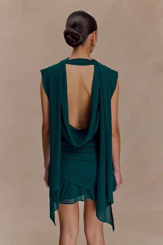 Vestido mini drapeado de gasa Giulia – Esmeralda oscuro Vestido mini drapeado de gasa Giulia – Esmeralda oscuro