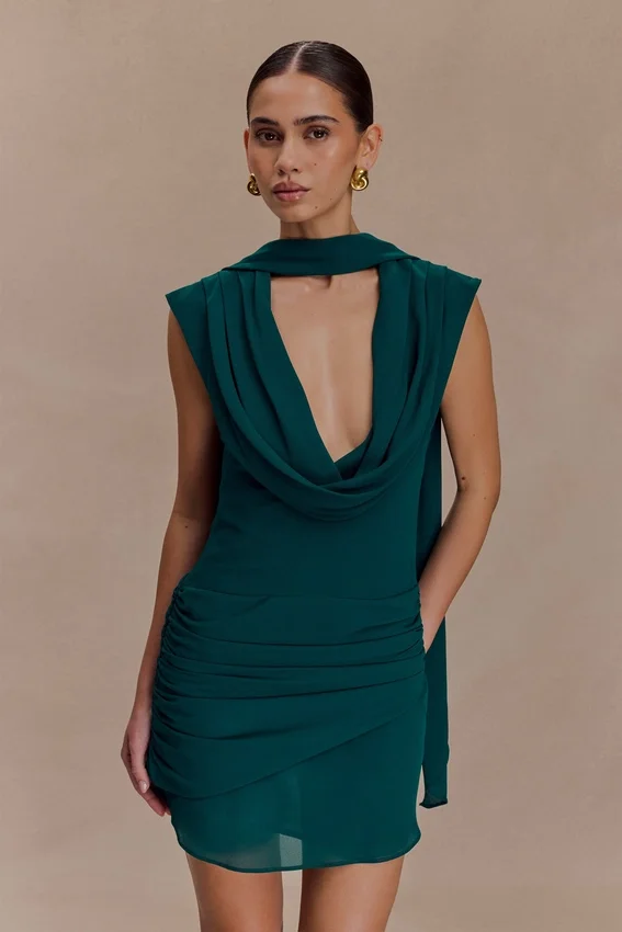 Vestido mini drapeado de gasa Giulia – Esmeralda oscuro Vestido mini drapeado de gasa Giulia – Esmeralda oscuro