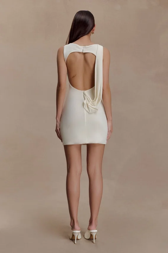 Vestido mini drapeado Henley Slinky – Marfil Vestido mini drapeado Henley Slinky – Marfil