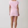 Vestido mini Maiara de manga corta con lazo y corte ceñido – Rosa Vestido mini Maiara de manga corta con lazo y corte ceñido – Rosa