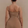 Vestido mini moldeador sin espalda Jocelyn – Latte