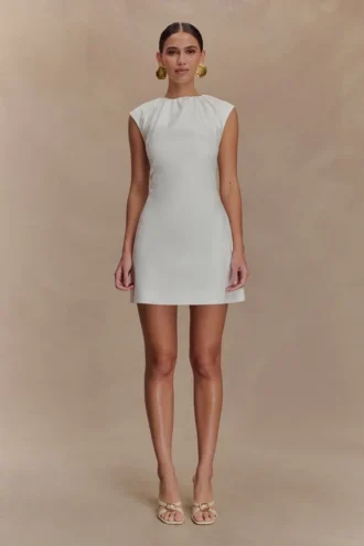 Vestido mini plisado en el cuello Ariana – Marfil