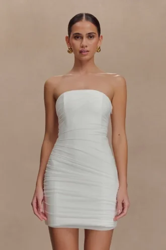 Vestido mini sin tirantes de malla Jianna – Blanco