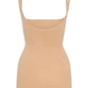Vestido moldeador sin espalda Jocelyn – Beige