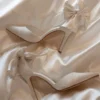 Zapatos de tacón con lazo de satén – Blanco